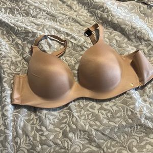 New with Tags Victoria Secret T Shirt Bra